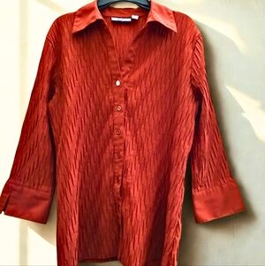Croft & Barrow Women's Red Button Down Shirt w/ Floral Button
